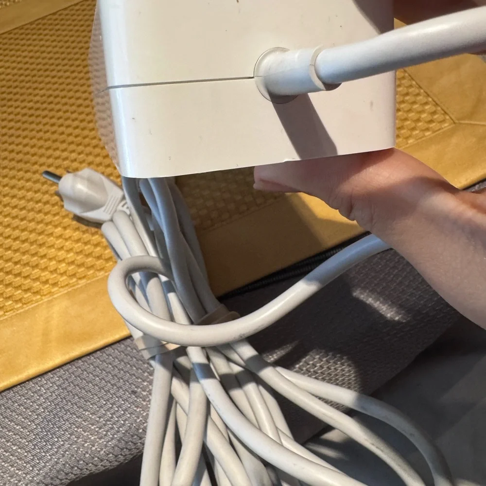 Apple 110W Power Adapter - white